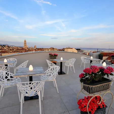 Frühstückspension Bajamonti 5 Luxury 4*