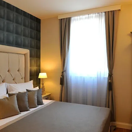 Oda ve Kahvaltı Bajamonti 5 Luxury 4*