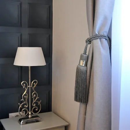 Bajamonti 5 Luxury krevet i doručak 4*