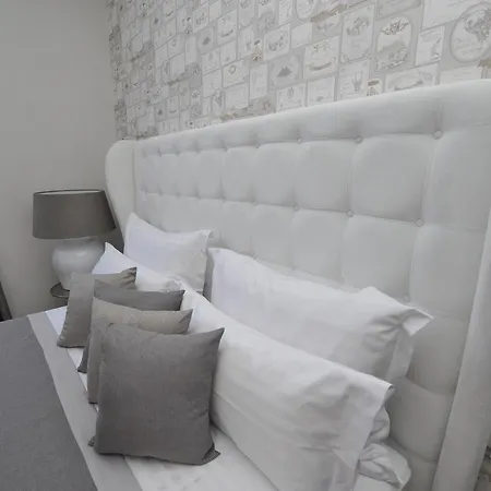 krevet i doručak Bajamonti 5 Luxury 4*